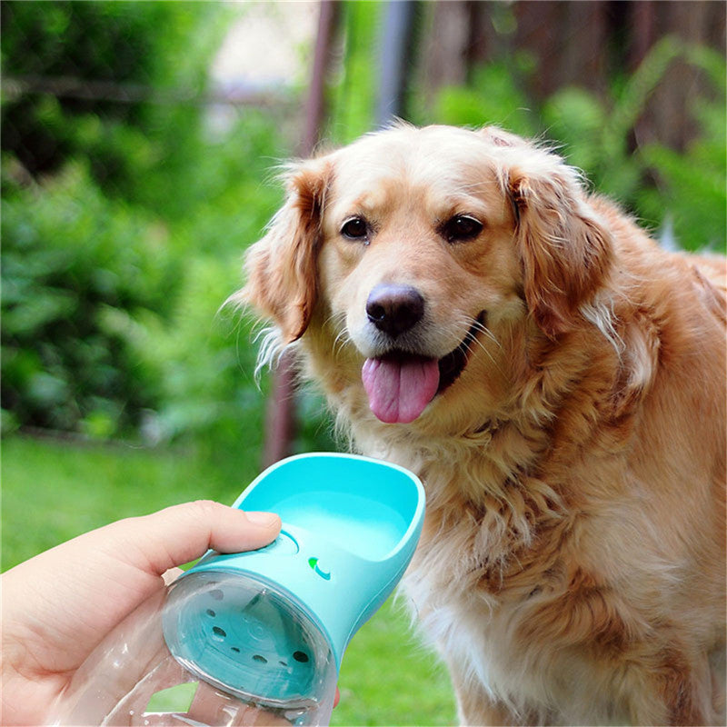 Portable Pet Water Bottle – Outdoor Travel Cup for Dogs & Cats